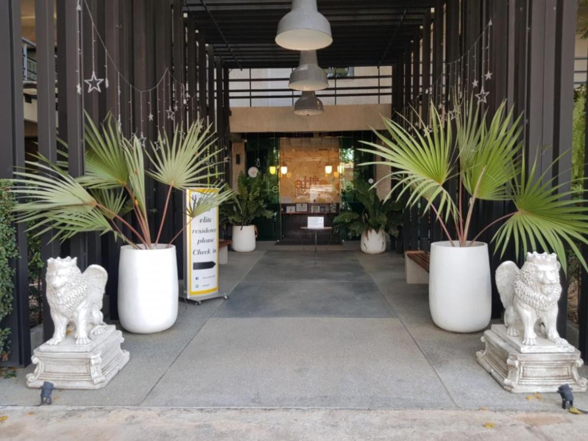 Elite Residence Phitsanulok Sha Esterno foto