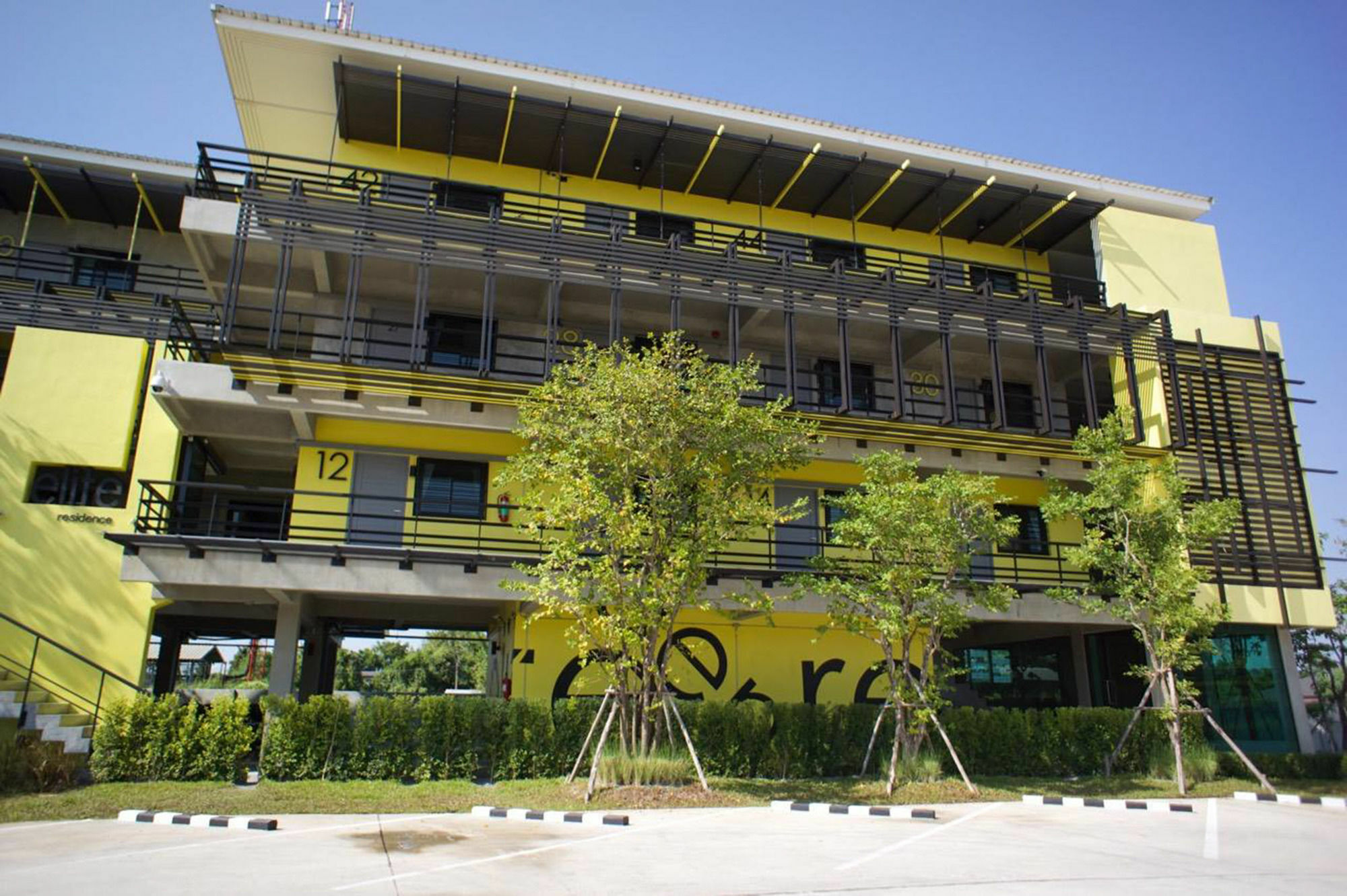 Elite Residence Phitsanulok Sha Esterno foto